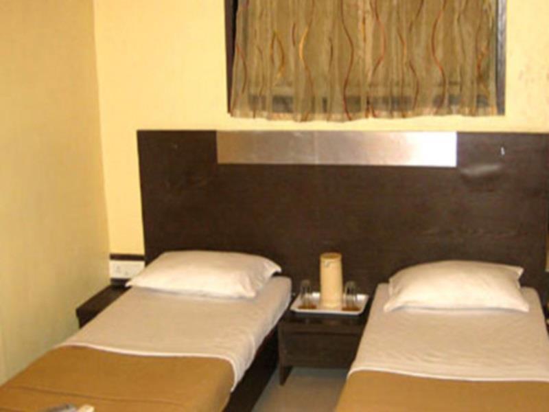 Pooja Heritage Navi Mumbai Bagian luar foto